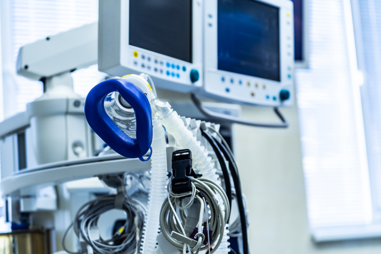 oxygen inhalation equipment at the hospital room